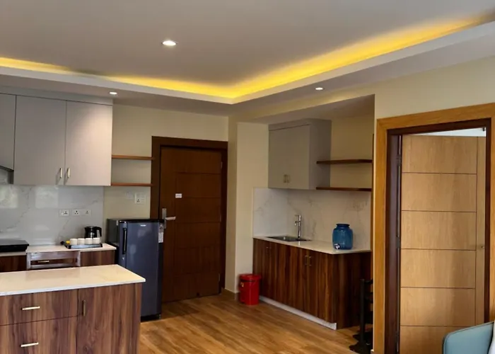 Tashi Tagay & Hotel Kathmandu